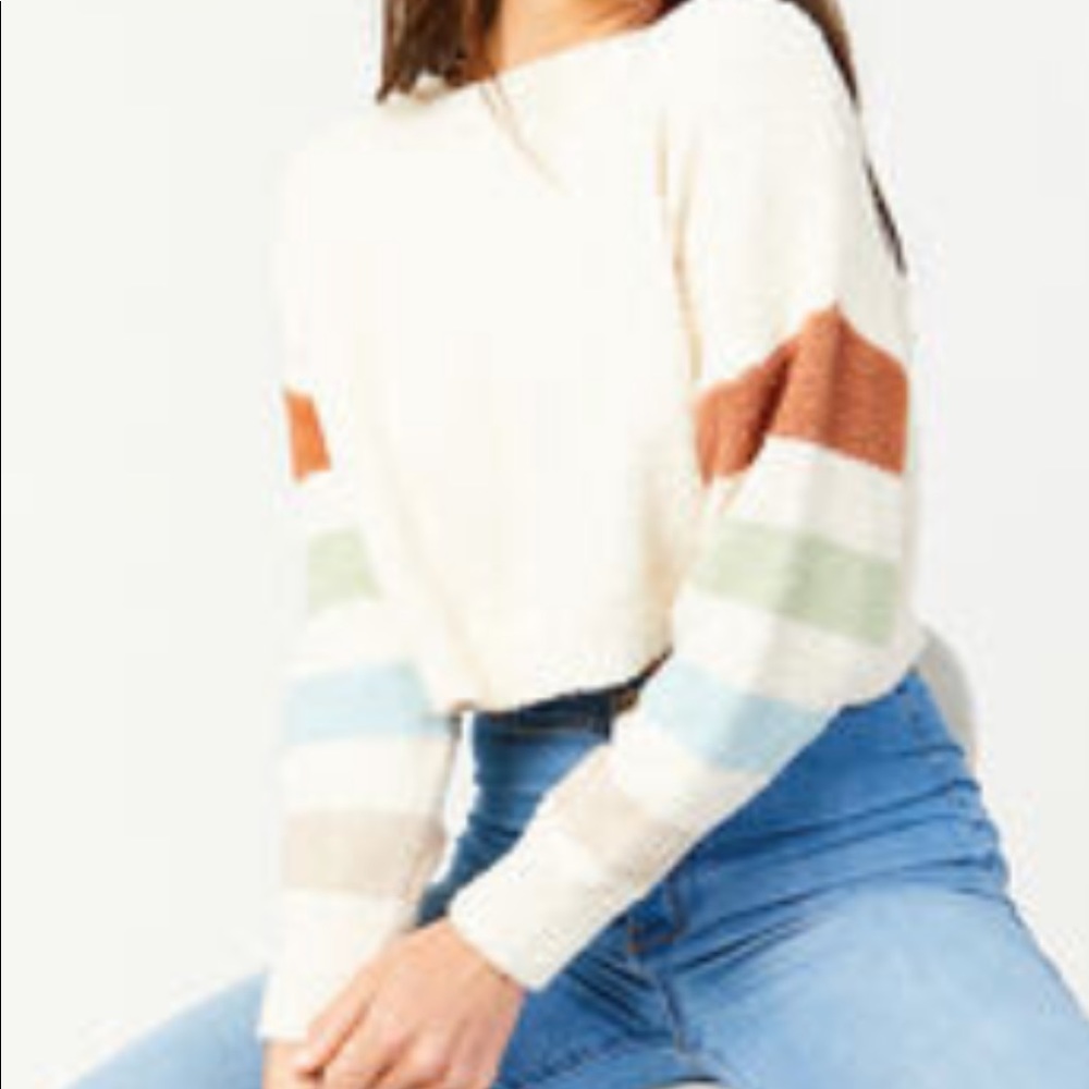 Altar’d State Cream Cropped Sweater. New with tags.